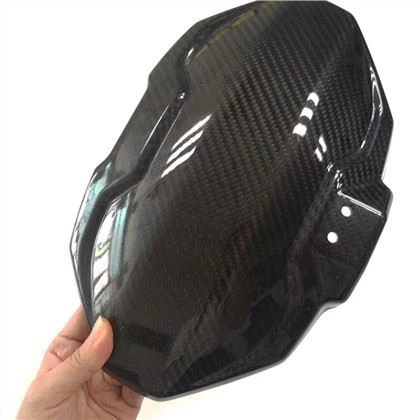 Carbon fiber ntau maus taus Tshooj